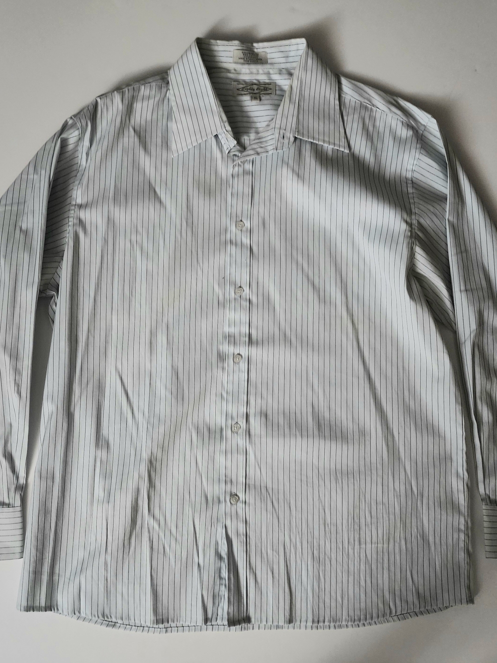 Eighty Eight Men's size XL light blue Shirt with Pinstripes